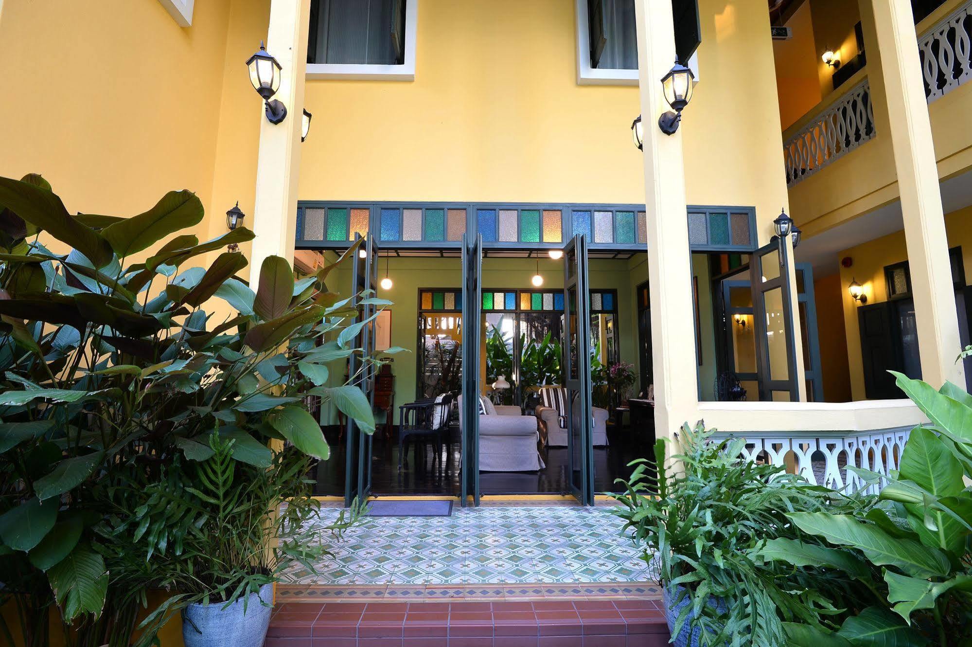 Baan Pra Nond Bed & Breakfast Bangkok Exteriör bild