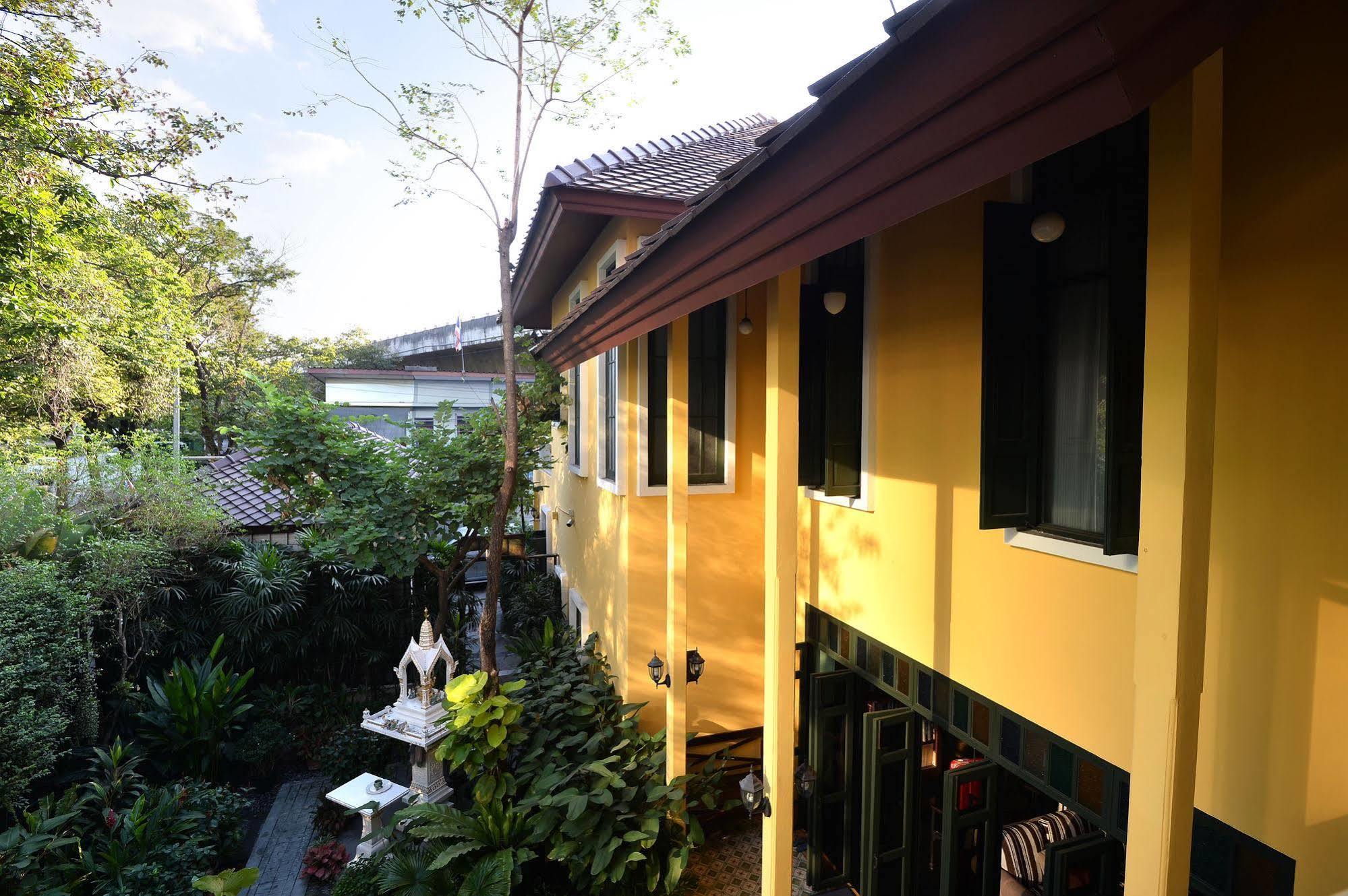 Baan Pra Nond Bed & Breakfast Bangkok Exteriör bild
