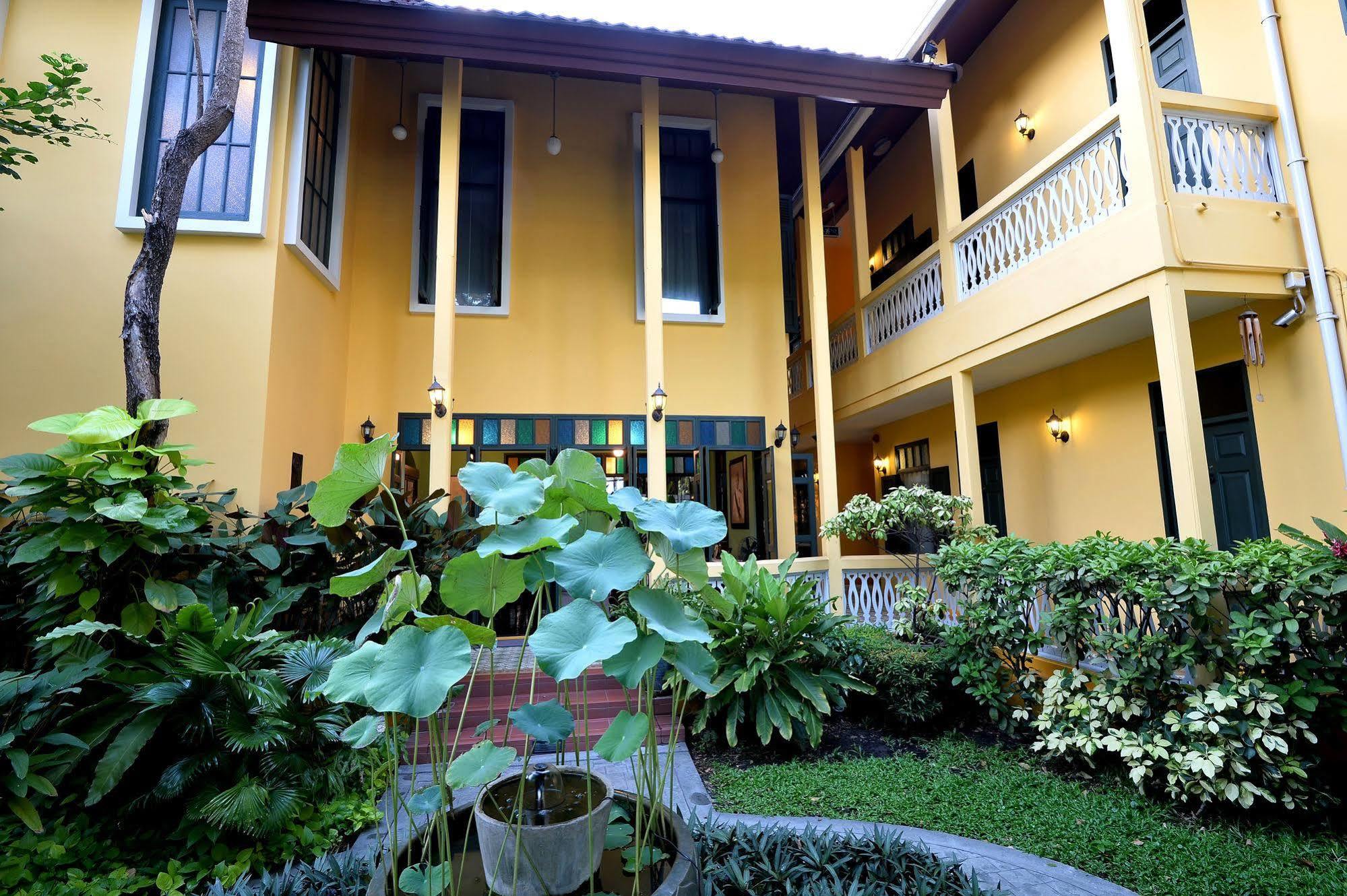 Baan Pra Nond Bed & Breakfast Bangkok Exteriör bild